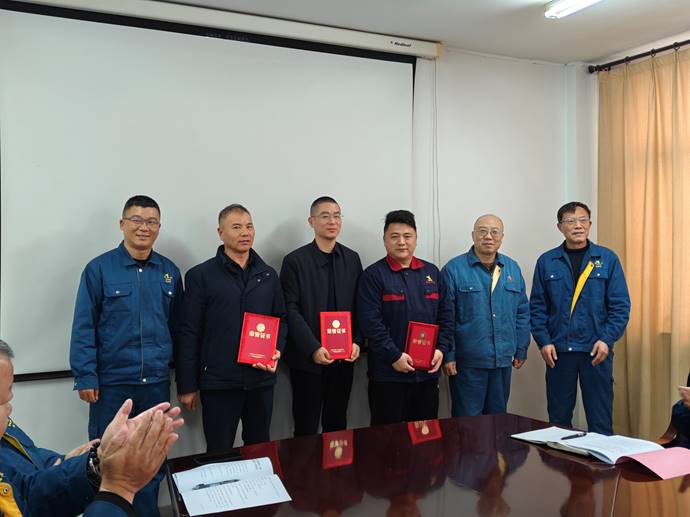 第一事業(yè)部冶化協(xié)力項(xiàng)目部獲銅冠冶化公司“強(qiáng)化意識，防控風(fēng)險(xiǎn)”...